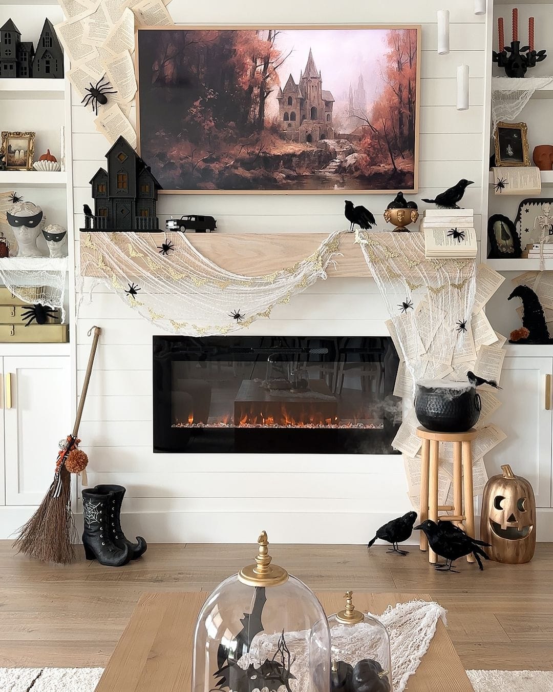 halloween apartment decorations