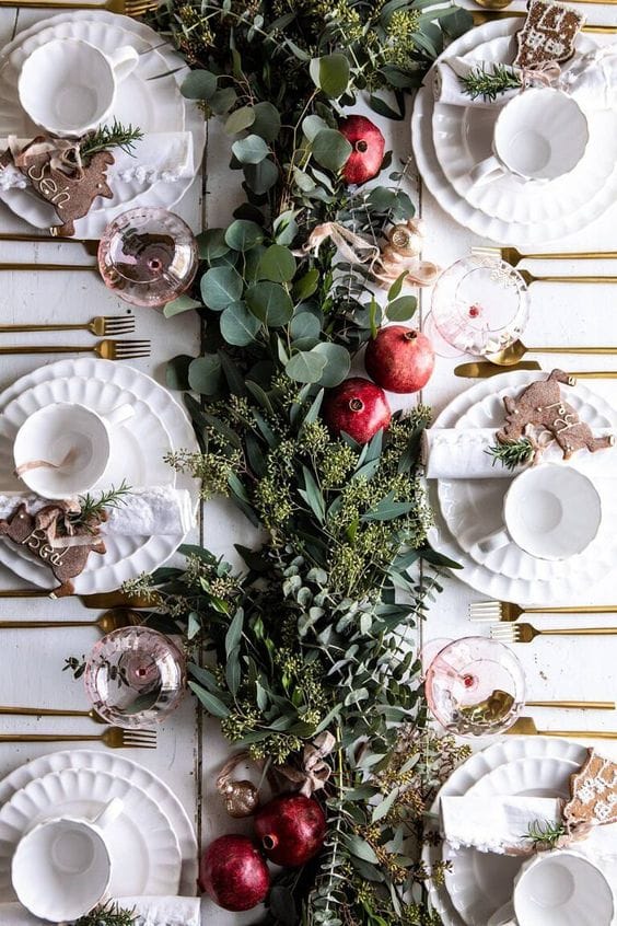 Christmas centerpieces for dining table