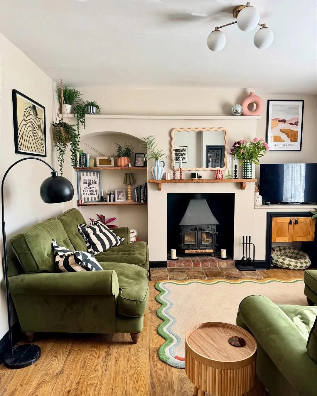 very small living room decor