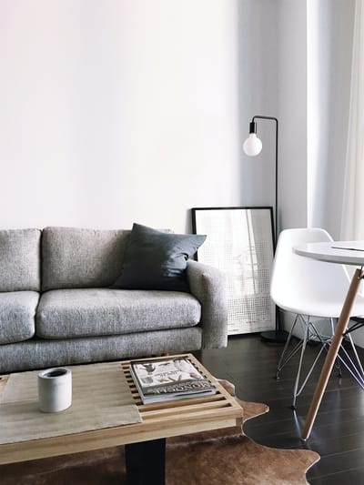 27 Best Small Apartment Living Room Decor Ideas On a Budget